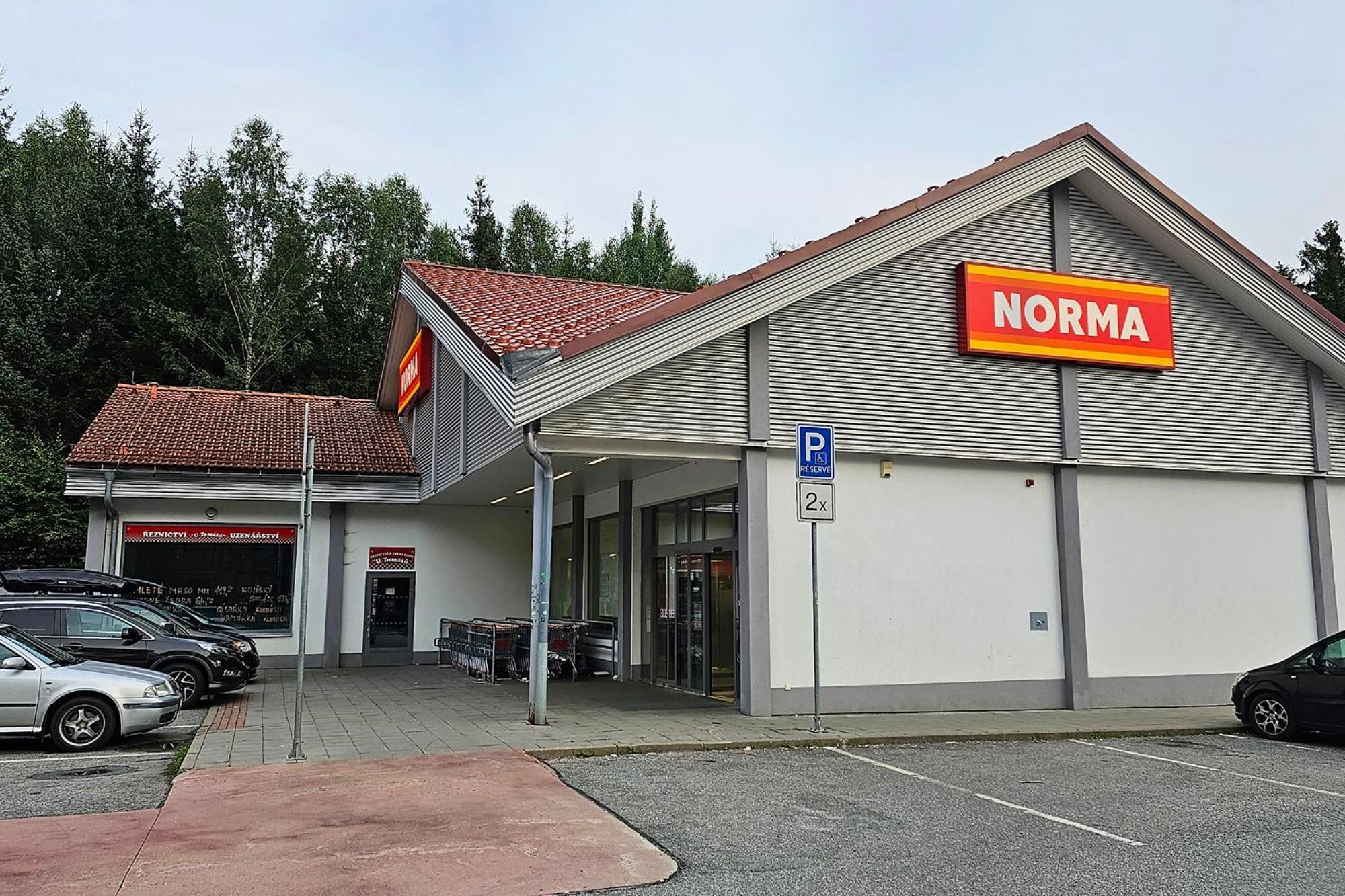 Enjoyharrachov - Atraktivni Slunny Klimatizovany Apartman 14 V Centru Harrachova Se Saunou, Parkovanim, Wifi-Wlan, Sat, Herni Konzoli, Pc S Win 10, Netflix Zdarma A Moznosti Dobijeni Auta S Jedinecnym Vyhledem Na Certovu Horu Se Skokanskymi Mustky Exterior foto