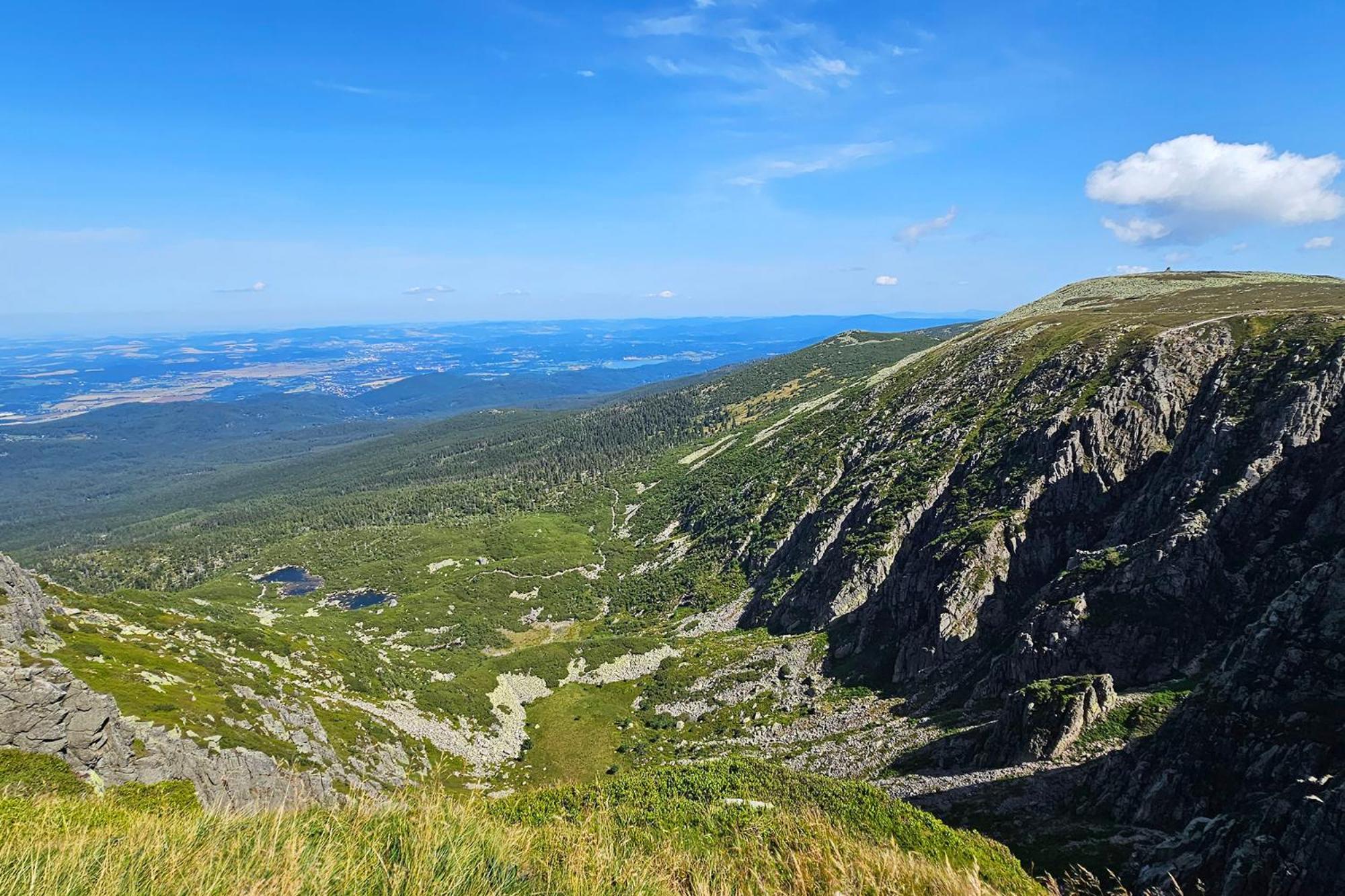 Enjoyharrachov - Atraktivni Slunny Klimatizovany Apartman 14 V Centru Harrachova Se Saunou, Parkovanim, Wifi-Wlan, Sat, Herni Konzoli, Pc S Win 10, Netflix Zdarma A Moznosti Dobijeni Auta S Jedinecnym Vyhledem Na Certovu Horu Se Skokanskymi Mustky Exterior foto