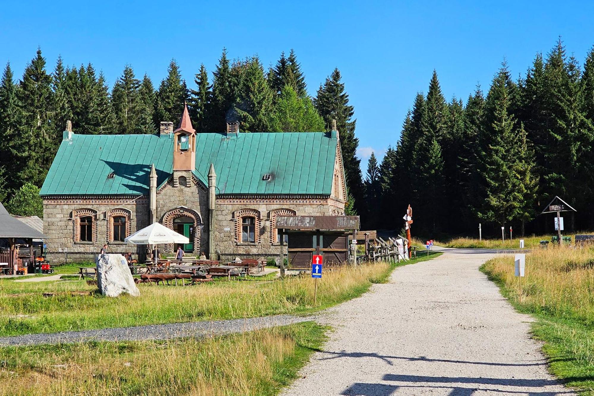 Enjoyharrachov - Atraktivni Slunny Klimatizovany Apartman 14 V Centru Harrachova Se Saunou, Parkovanim, Wifi-Wlan, Sat, Herni Konzoli, Pc S Win 10, Netflix Zdarma A Moznosti Dobijeni Auta S Jedinecnym Vyhledem Na Certovu Horu Se Skokanskymi Mustky Exterior foto